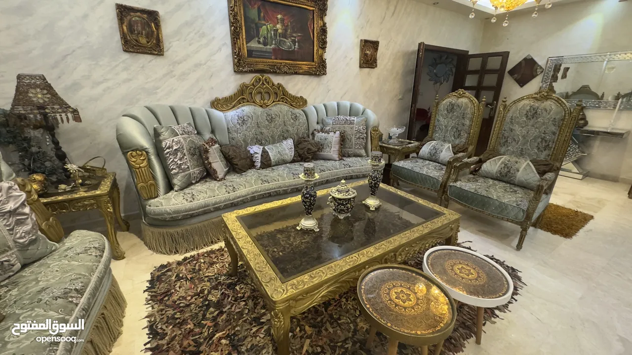 للبيع كنب فاخر - استخدام خفيف