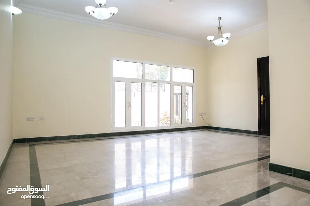 3Me37-Luxurious Spacious 5BHK Villa for rent in MQ near British School