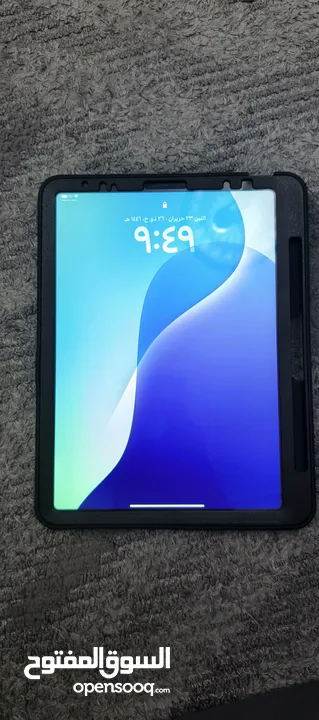 ايباد برو بحالة ممتازة M1 للبيع