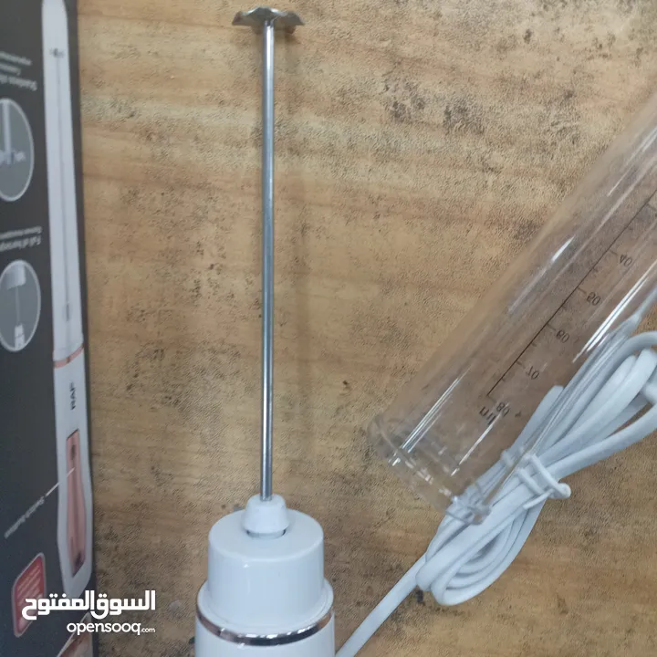 خلاط مضرب تكثييف و   اعداد رغوة النسكافيه و   كبتشينو  بكثافه عاليه جدا و افضل من جهاز كبير
