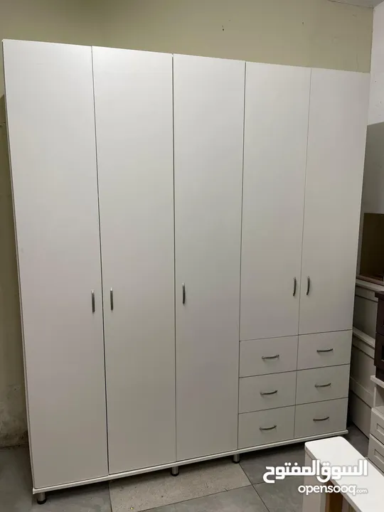 غرفة نوم بخزانة خمس دفات وتختين مفرد