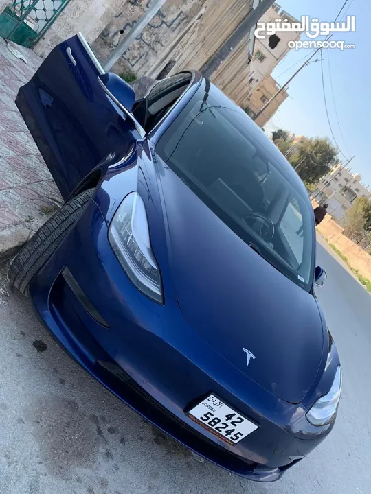 تيسلا 2019 model 3 ستاندرد بلس بحالة الوكالة لون مميز جنط 19 للبيع بسعر لقطة ومحروووووق