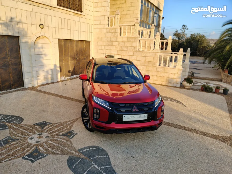 الوحش الياباني الفخم والانيق Mitsubishi ASX  2022 باللون المميز وبوضع الشركة