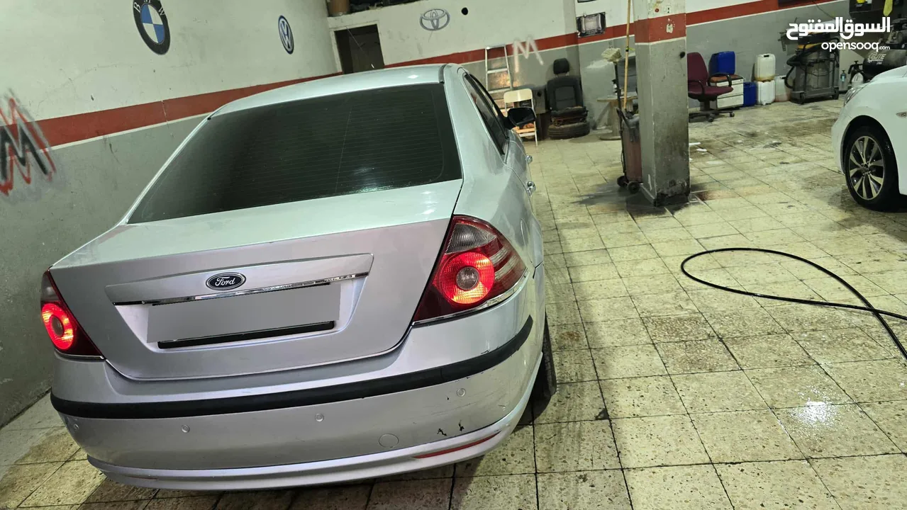 فورد مونديو