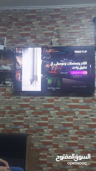شاشة سامسونج سمارت 55 اشتريتها من عشر ايام  مكسوره لابيع
