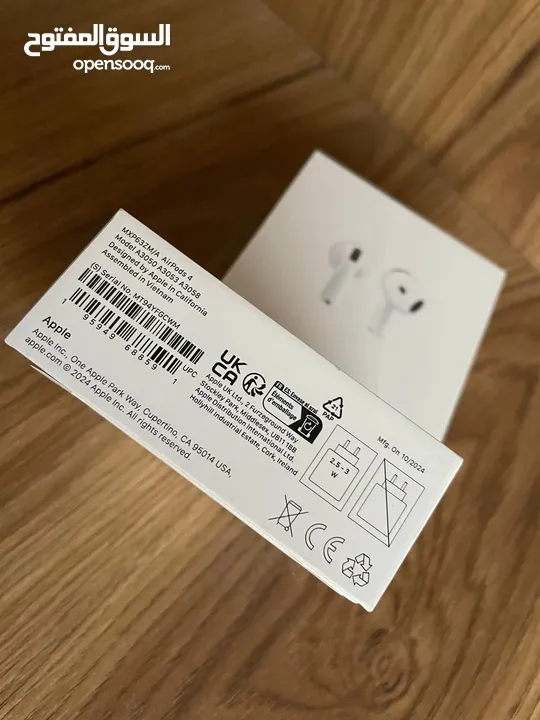 iPhone 13 (128 gb) 86%  أيفون 13 بطاريات عالية بحالة الوكالة   New apple airpods 4