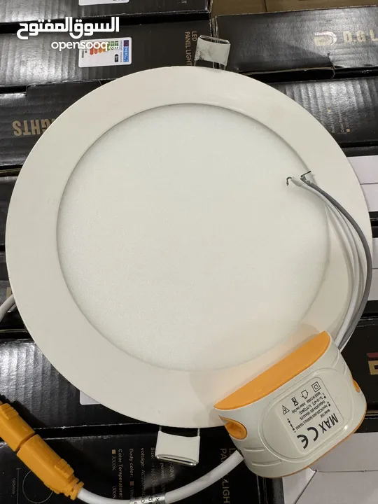 اضاءة مقاس 6 انچ عدد 41 حبة لون ابيض  بحالة ممتازة