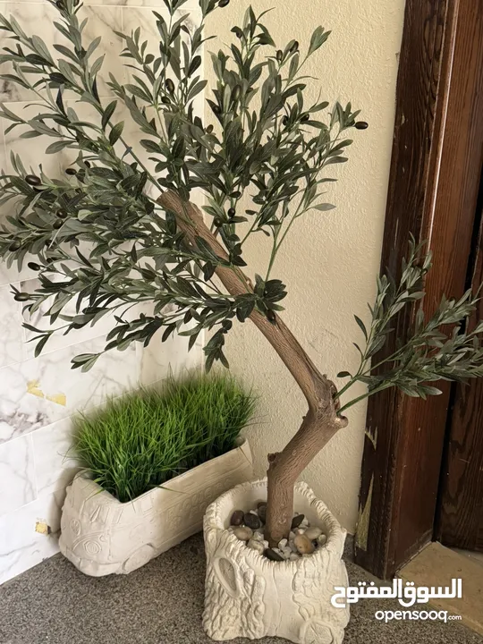 شجر اطناعي بطابع الطبيعي