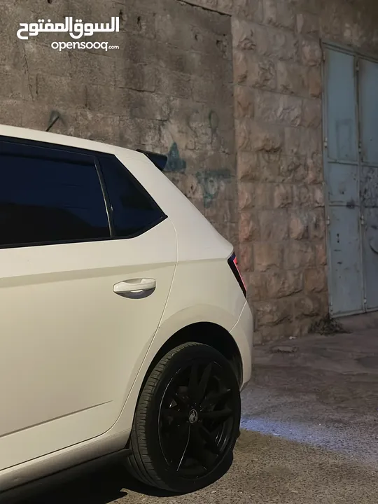 للبيع او البدل بالسعر الطبيعي سكودا فابيا جديده بالصلاة على النبي.