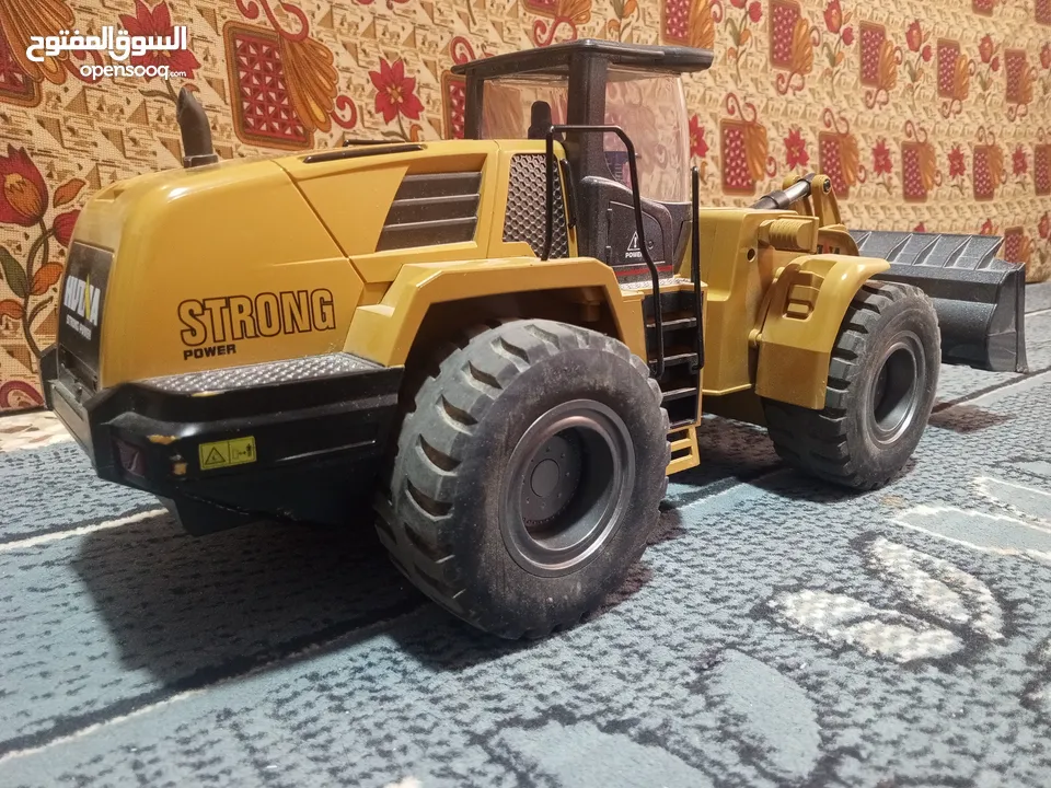 جرافه كهربائيه احترافيه تحكم جميع الحركات
