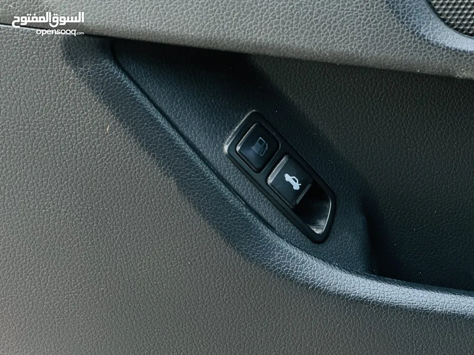 كيا اوبتماااا k5 الفخامة بمعنى الكلمة سيارة تحفة يد ثانية عداد 130 الف بالكراتين الله يبارك لحق حالك