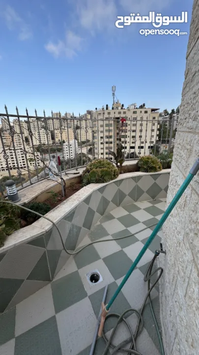 روف طابق كامل للبيع