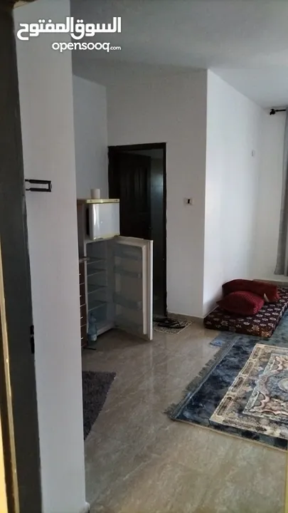 استديو مفروش