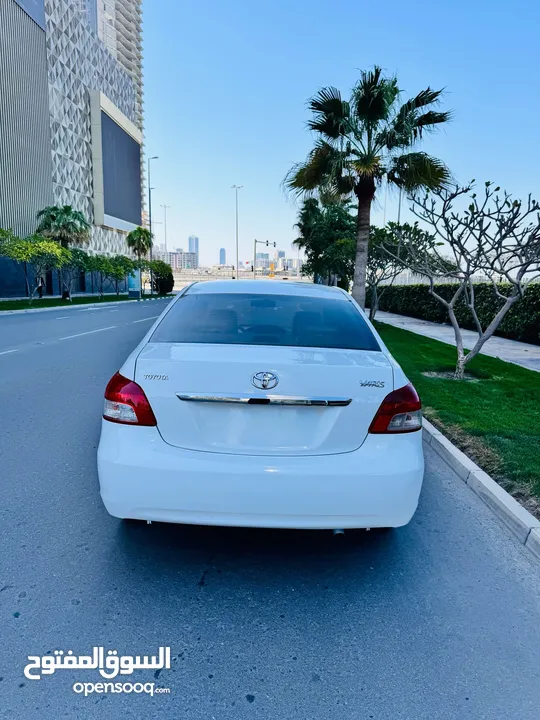 TOYOTA YARIS  Year-2012 Engine-1.3L-White FOR SALE