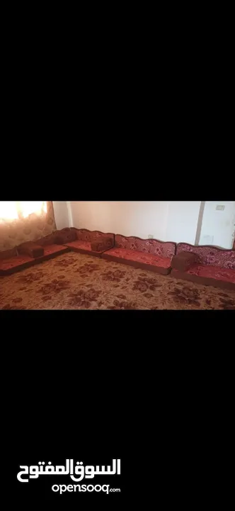 مجلس عربي للبيع مع موكيته البيع بداعي السفر 6مساند 6 سفنجات 6 مراكي