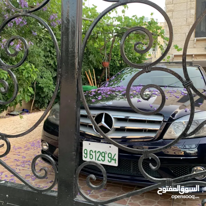 مرسيدس c300 فل اضافات  سياره ماشاء الله.