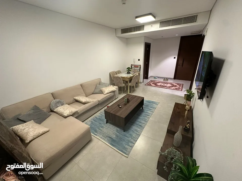 luxury furnished flat  with swimming pool view in muscat hills