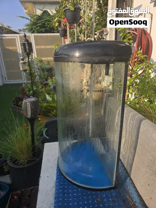 2 fish tank for sale  2احواظ سمك للبيع