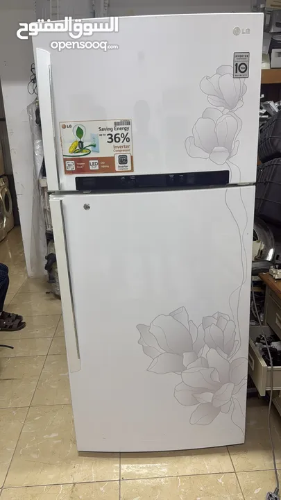 lg refrigerator for sale in working and good condition