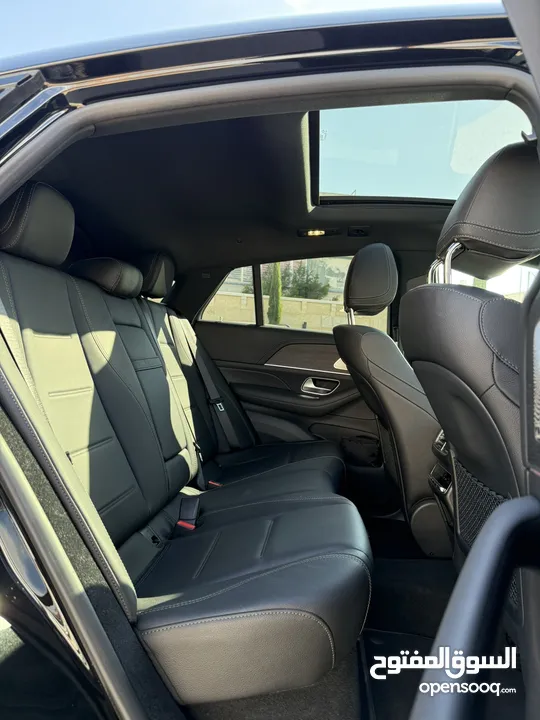 مارسيدس GLE 350 de ترخيص 2022 محرك 2000 هايبرد plug in(ديزل+كهرباء) جير أوتوماتيك 314 حصان