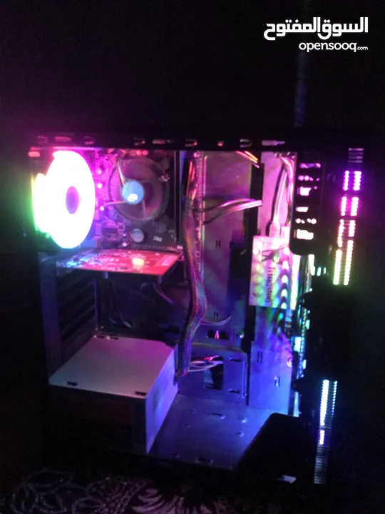 pc للبيع نقاصو شاشة