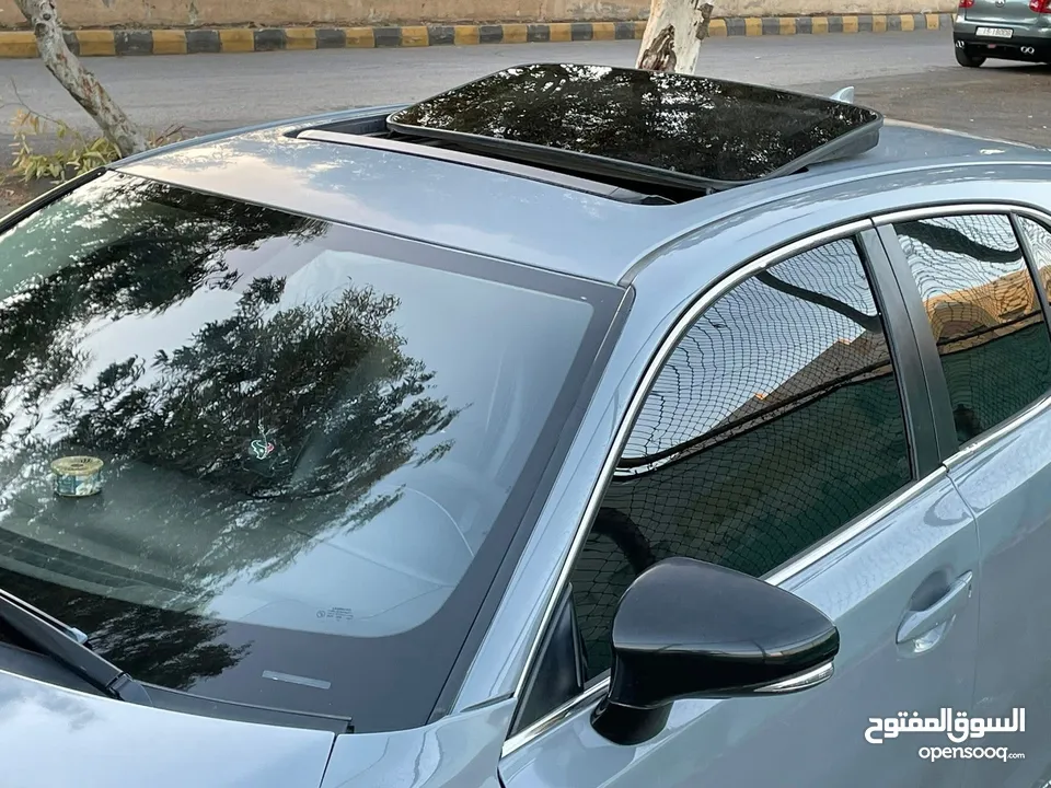 لكزس CT200H هايبرد 2014 فل الفل مميزة جدا للبيع بسعر مغري