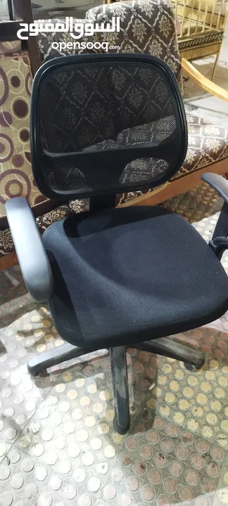 كراسي مكتب تايواني اصلي بحال الوكاله
