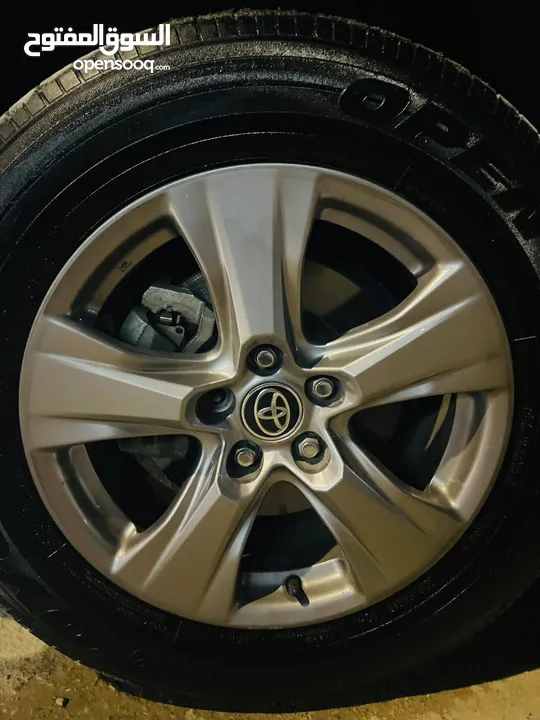 Toyota RAV4_LE/AWD 2022