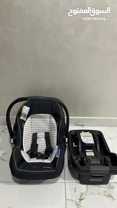 كارسيت Graco مع قاعدة