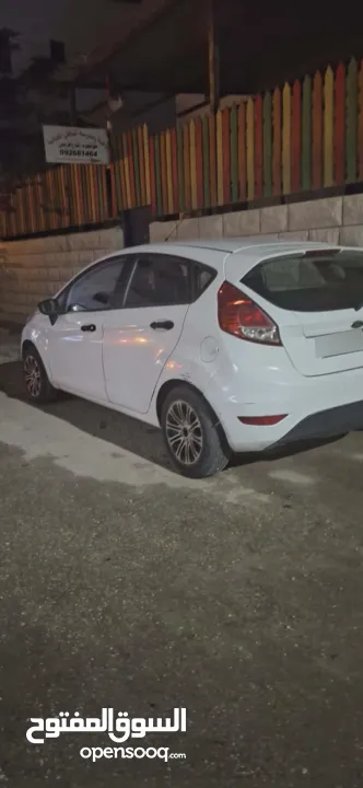 سيارة فورد فيستا 2014