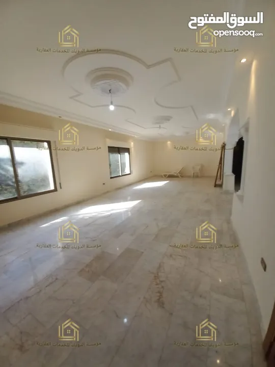 شقة طابقية - دابوق - 4نوم - 350م - ارضية - ترس - مدخل مستقل - قرب الخدمات -