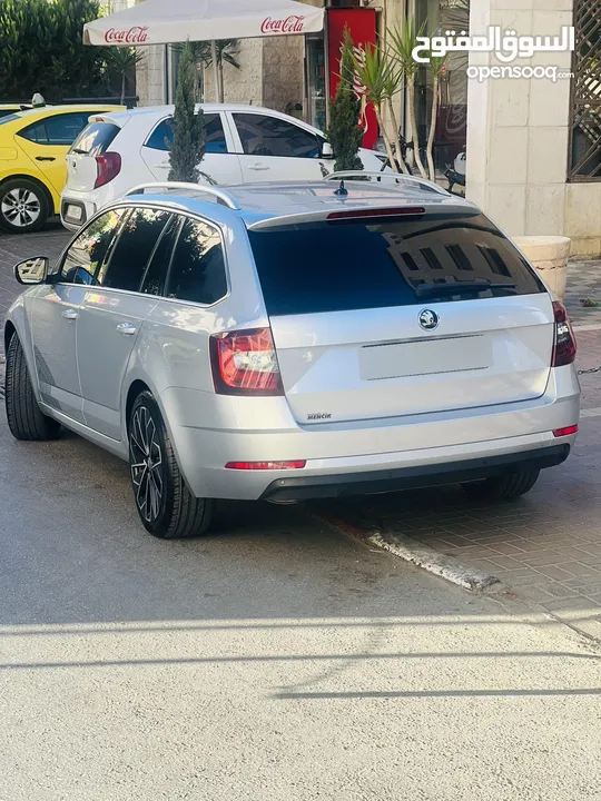 سكودا اكتافيا