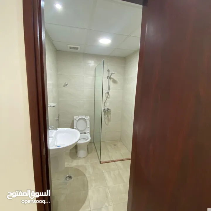 3 Bedrooms Apartment for Sale in Qurm REF:777R