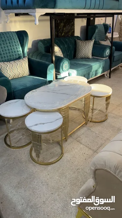 طاولات.وديكورات.