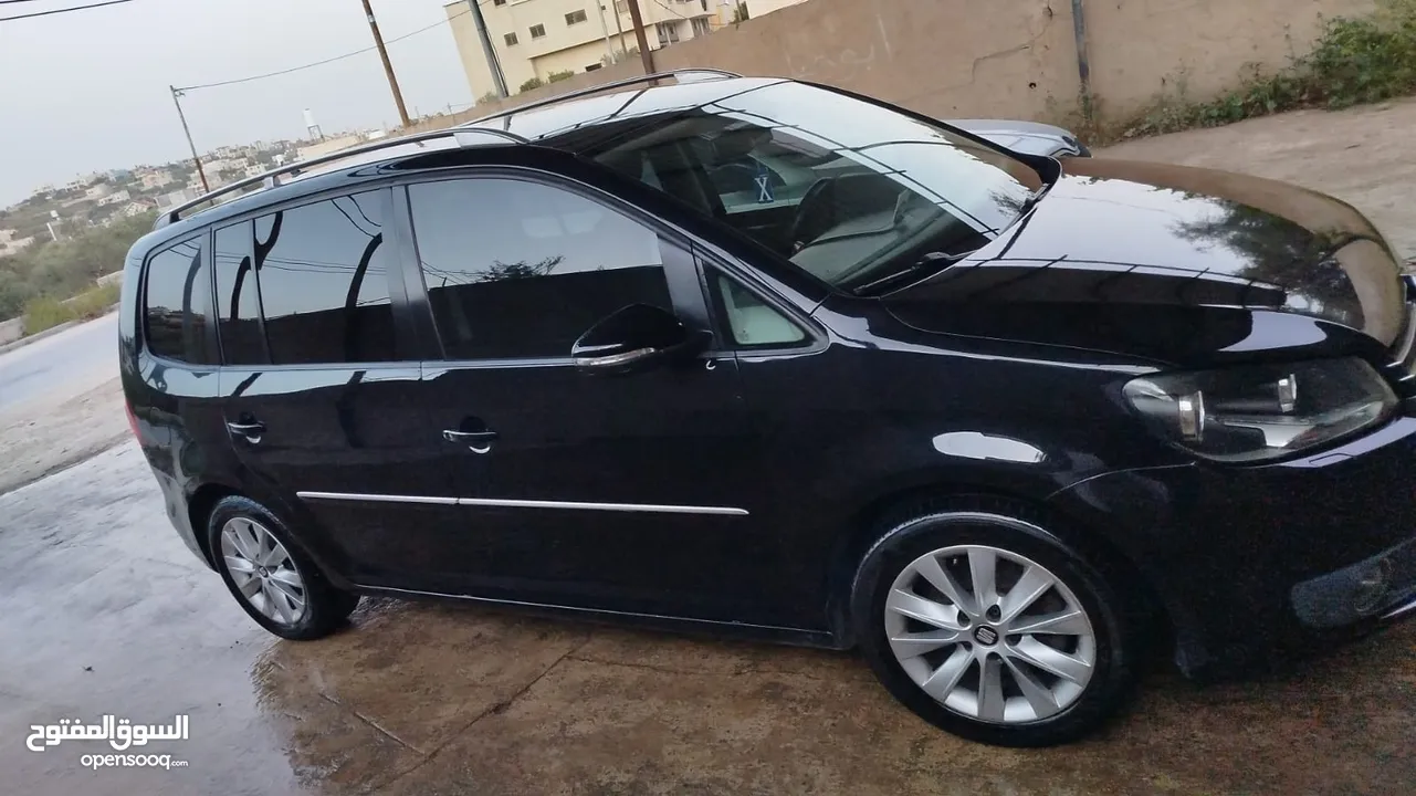 سيارة طوران 2013