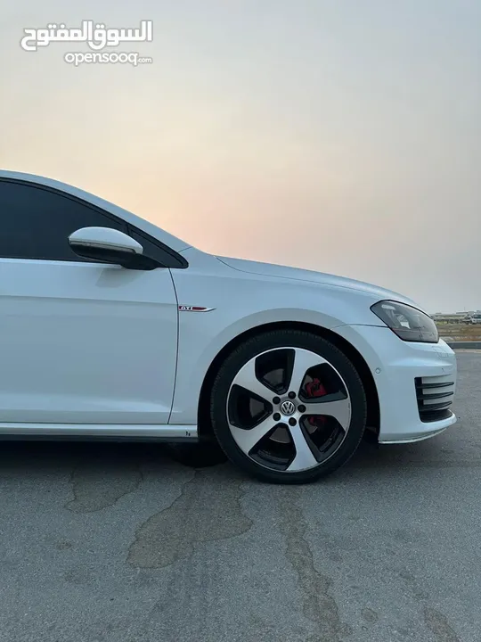 Volkswagen Golf MK7 GTI 2014 (FULL OPTION)