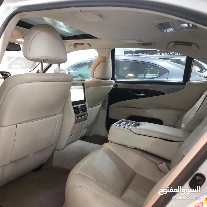 LEXUS LS600HL 2010 FOR SALE (HYUBRID) EXCELLENT CONDITION