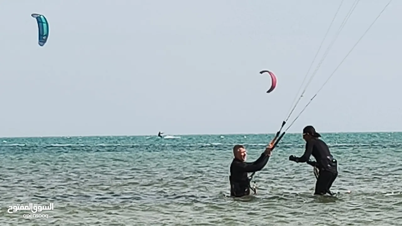 Gulf Kitesurfing Paradise: Kitesurfing from Zero to Hero in Bahrain