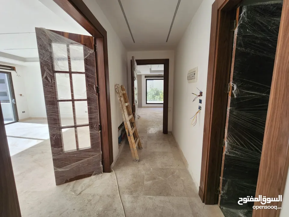 شقة للبيع في الصويفية ref : 14280