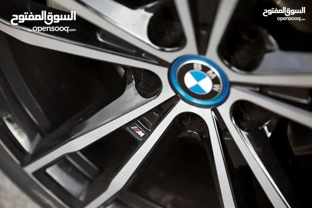 BMW 330e XDrive 2022 M kit للبيع كاش او اقساط