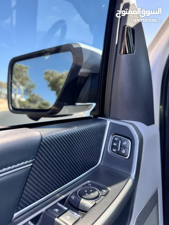 Ford F-150 2021 hybrid limited powerboost 4x4