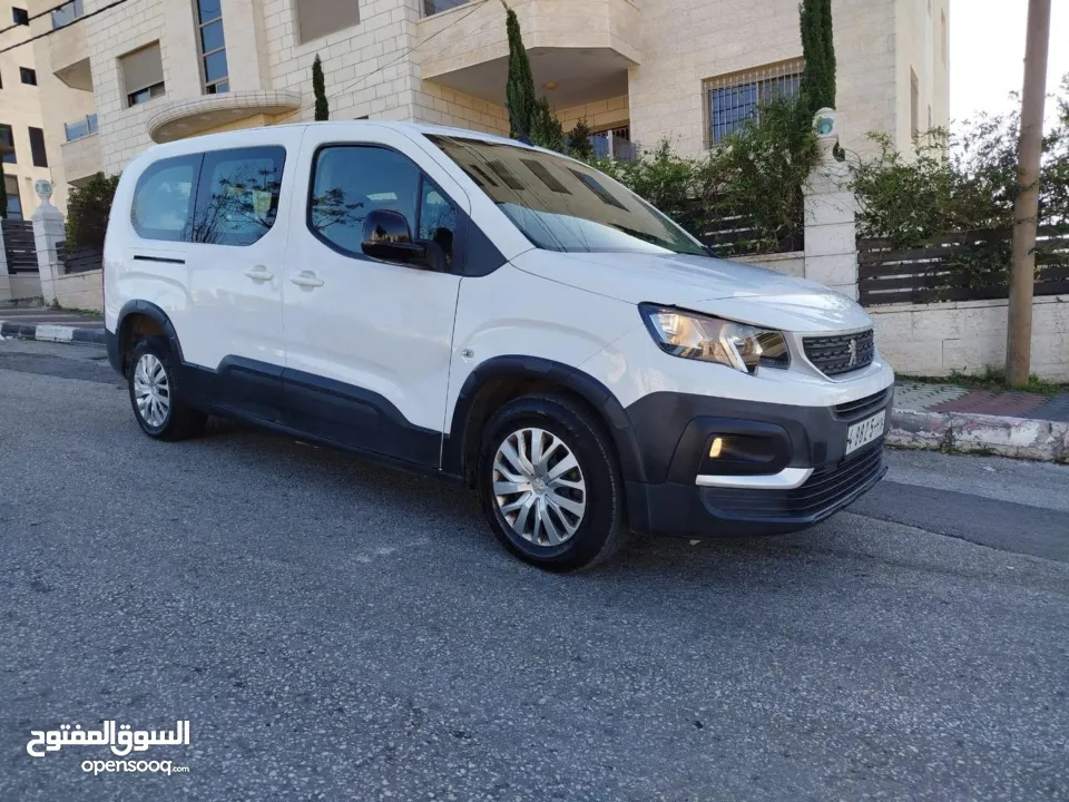 عرض التقسيط بسعر الكاش بيجو ريفتر 2021