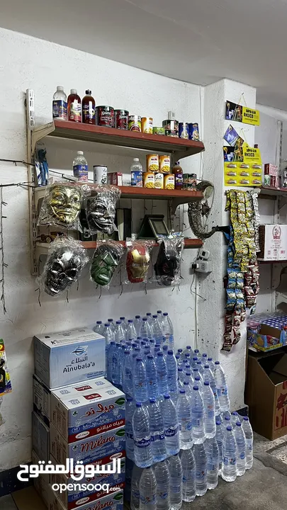 سوبر ماركت على الشارع الرئيسي في جبل الجوفة للبيع خلو