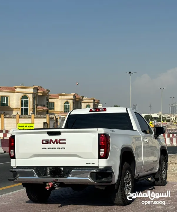 جمس سييرا GMC Sierra ، موديل 2023 ، ماشي 26 الف كيلو فقط! من المالك الأول بحالة الوكالة.