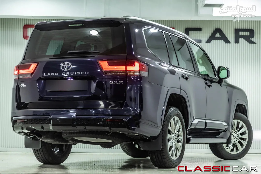 Toyota Land Cruiser Gx-r Twin turbo 2024   عداد صفر  Zero Mileage   اللون : كحلي