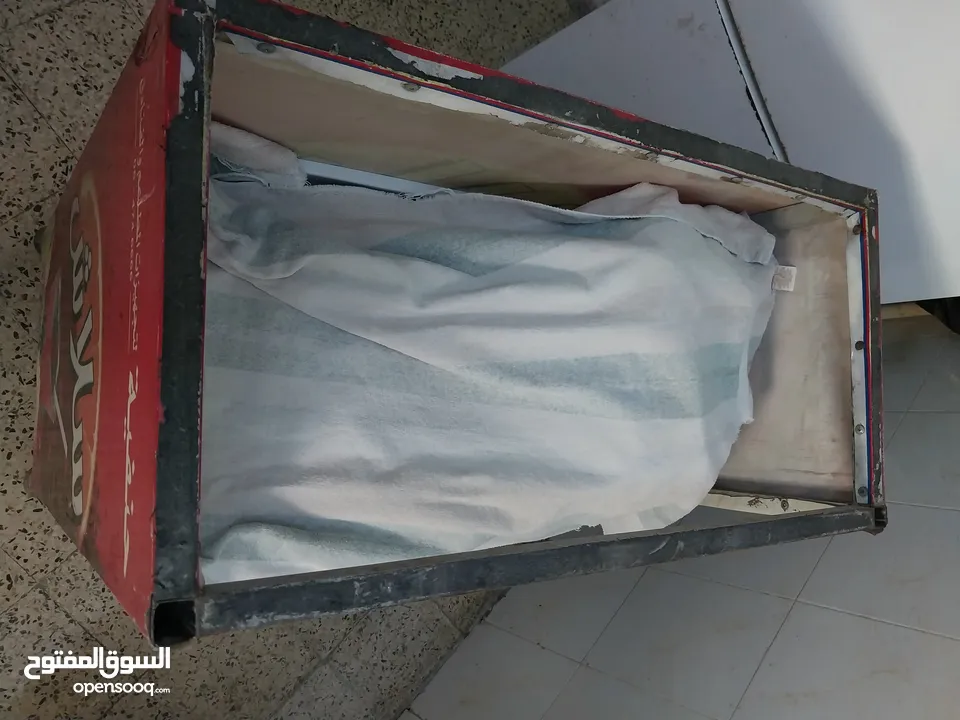 عدة كفتيريا مستعملة للبيع