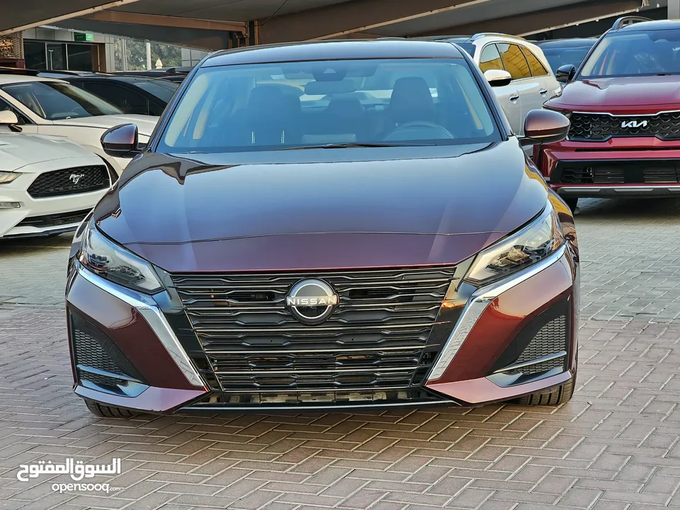 نيسان التيما 2024 SV أوراق جمارك  6000 km فقط