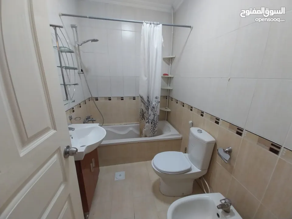 شقة غير مفروشة للإيجار ( Property 38822 )-175034671