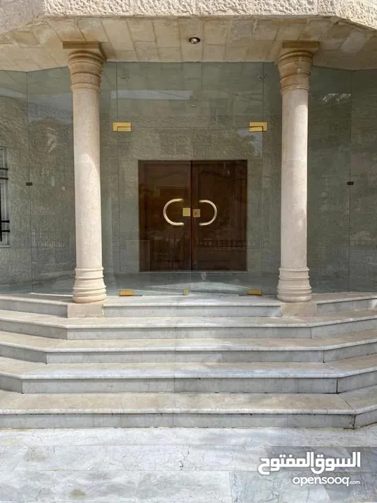 فيلا للبيع المستعجل بسعر مغري الجبيهة حد ضاحية الرشيد فرصة لاتعوض