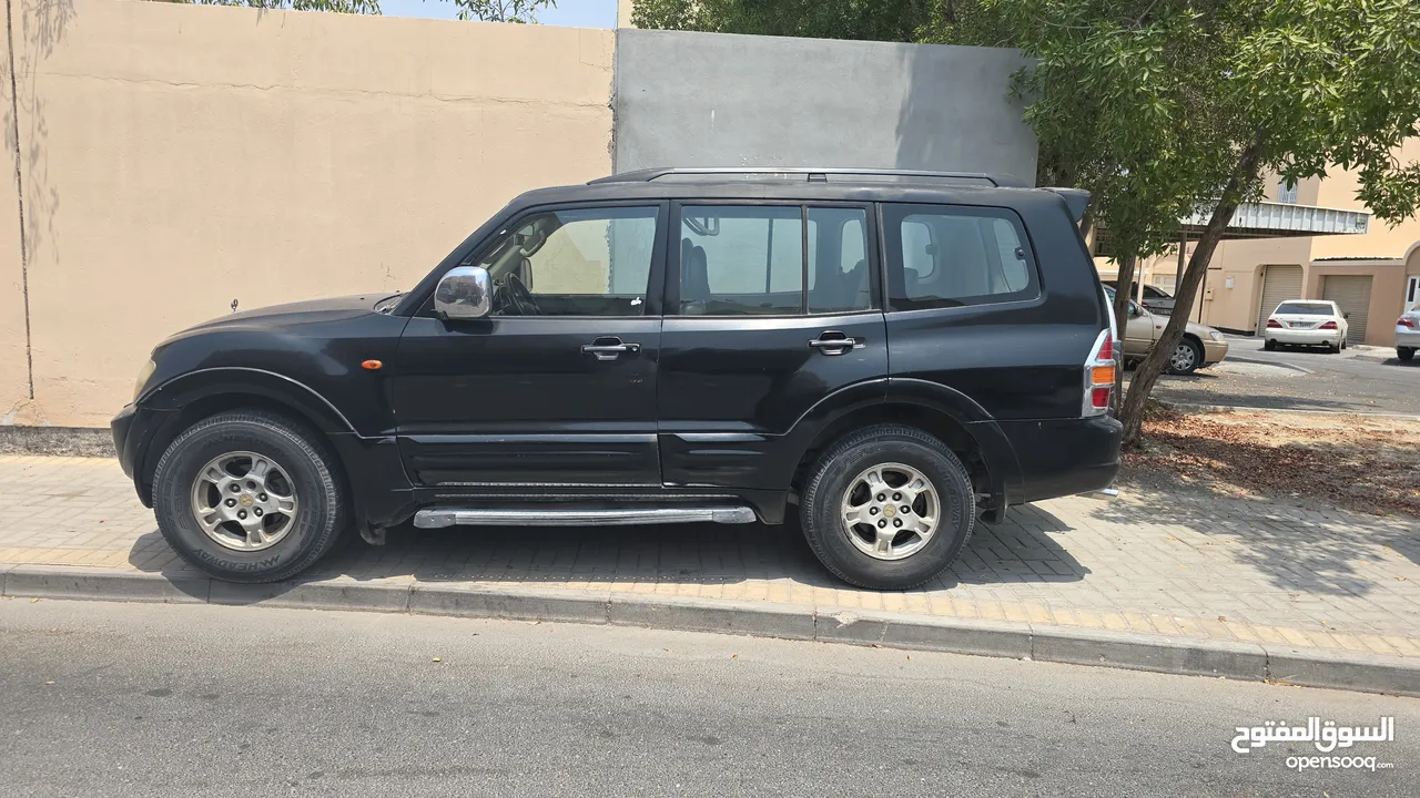 mitsubishi pajero 2002 model v6